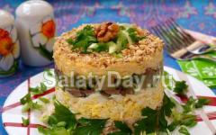 Salad with chicken, champignons and cheese is a worthy decoration for any table