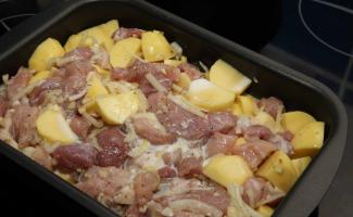 Meat with mushrooms and cheese in the oven recipe with photos